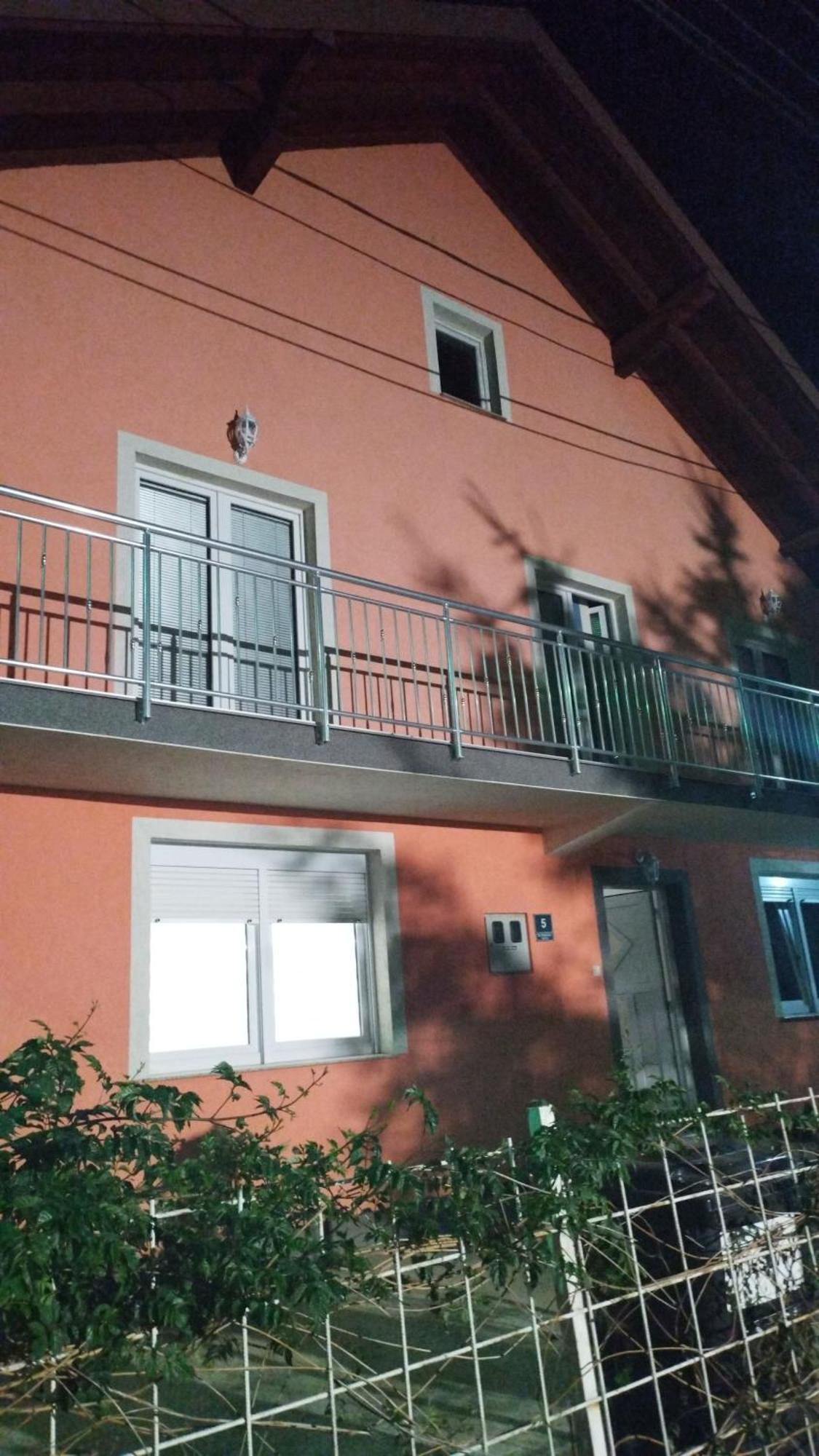 Apartman Leki SJJ Exterior foto